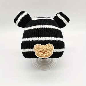 Festive Striped Bear Hat for Kids: Stretchable, Lightweight, and Handwashable - Suitable for 8-12 Year Olds